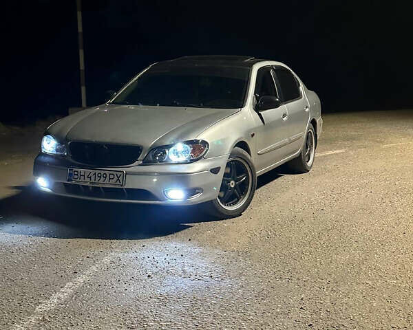 Серый Ниссан Максима, объемом двигателя 3 л и пробегом 328 тыс. км за 4600 $, фото 5 на Automoto.ua