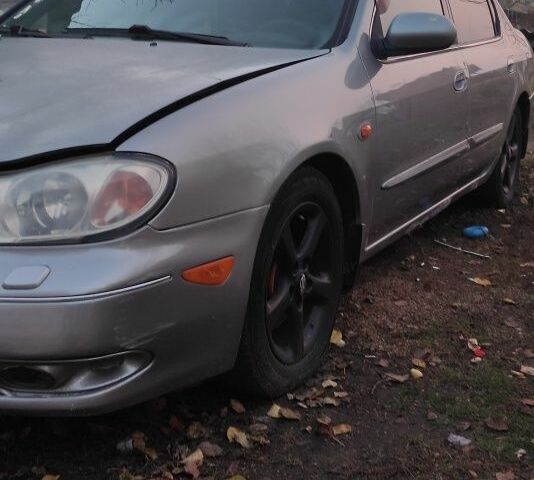 Сірий Ніссан Максіма, об'ємом двигуна 3 л та пробігом 278 тис. км за 2000 $, фото 16 на Automoto.ua