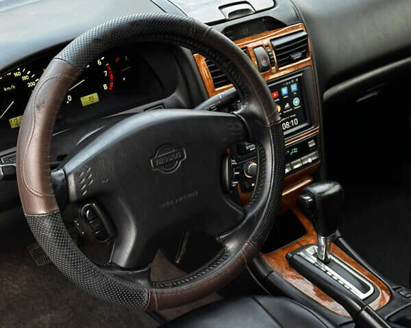 Серый Ниссан Максима, объемом двигателя 2.96 л и пробегом 315 тыс. км за 2999 $, фото 24 на Automoto.ua