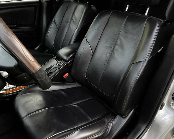 Серый Ниссан Максима, объемом двигателя 2.96 л и пробегом 315 тыс. км за 2999 $, фото 21 на Automoto.ua