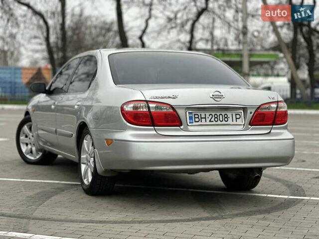Серый Ниссан Максима, объемом двигателя 2 л и пробегом 286 тыс. км за 4999 $, фото 2 на Automoto.ua