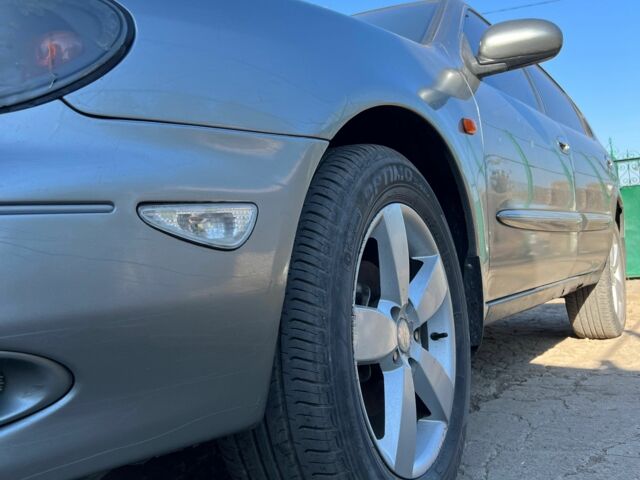 Серый Ниссан Максима, объемом двигателя 3 л и пробегом 240 тыс. км за 3500 $, фото 1 на Automoto.ua