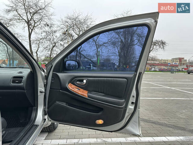 Серый Ниссан Максима, объемом двигателя 2 л и пробегом 286 тыс. км за 4999 $, фото 43 на Automoto.ua