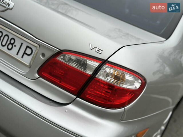 Серый Ниссан Максима, объемом двигателя 2 л и пробегом 286 тыс. км за 4999 $, фото 16 на Automoto.ua