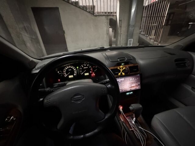 Сірий Ніссан Максіма, об'ємом двигуна 2 л та пробігом 227 тис. км за 3500 $, фото 3 на Automoto.ua