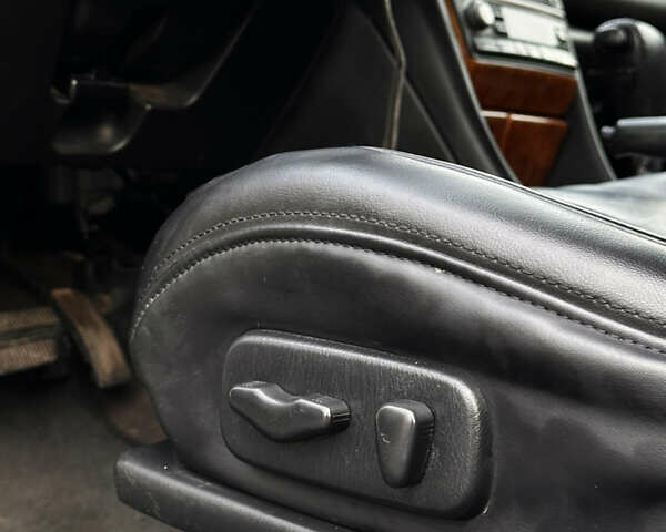 Серый Ниссан Максима, объемом двигателя 2.96 л и пробегом 315 тыс. км за 2999 $, фото 22 на Automoto.ua