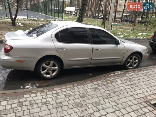 Серый Ниссан Максима, объемом двигателя 3 л и пробегом 312 тыс. км за 3700 $, фото 3 на Automoto.ua