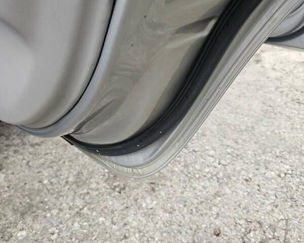 Серый Ниссан Максима, объемом двигателя 2 л и пробегом 230 тыс. км за 4300 $, фото 18 на Automoto.ua