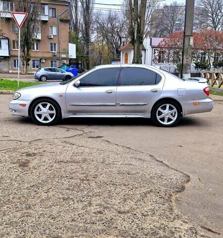 Серый Ниссан Максима, объемом двигателя 3 л и пробегом 262 тыс. км за 4900 $, фото 1 на Automoto.ua