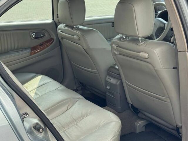 Серый Ниссан Максима, объемом двигателя 2 л и пробегом 200 тыс. км за 3550 $, фото 18 на Automoto.ua