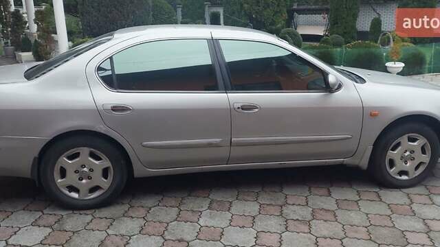 Сірий Ніссан Максіма, об'ємом двигуна 2 л та пробігом 145 тис. км за 3100 $, фото 4 на Automoto.ua