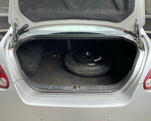 Сірий Ніссан Максіма, об'ємом двигуна 3.5 л та пробігом 230 тис. км за 5300 $, фото 8 на Automoto.ua