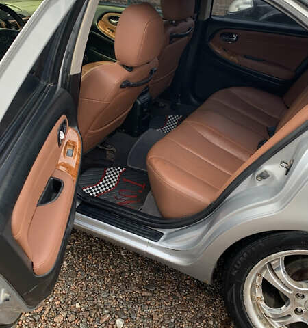 Сірий Ніссан Максіма, об'ємом двигуна 2.99 л та пробігом 218 тис. км за 4350 $, фото 4 на Automoto.ua