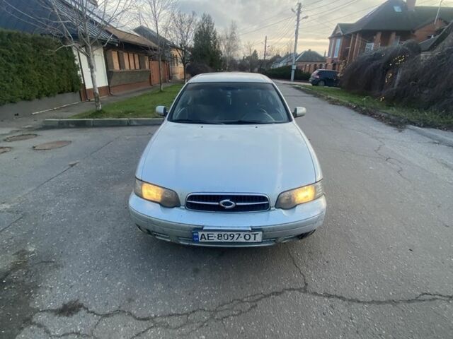 Серый Ниссан Максима, объемом двигателя 2 л и пробегом 250 тыс. км за 799 $, фото 5 на Automoto.ua