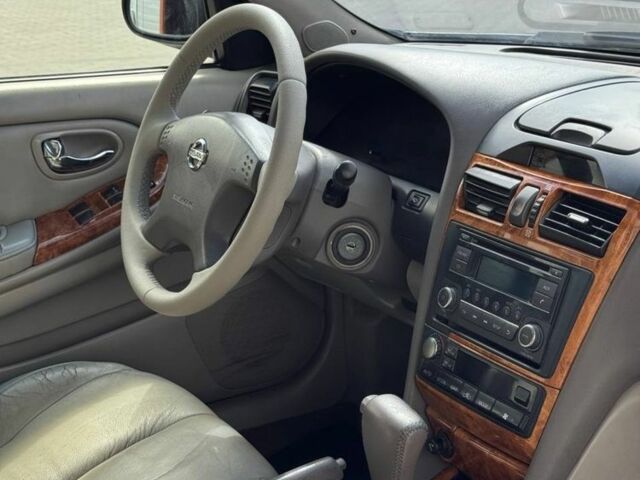 Серый Ниссан Максима, объемом двигателя 2 л и пробегом 200 тыс. км за 3550 $, фото 15 на Automoto.ua