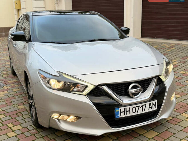 Серый Ниссан Максима, объемом двигателя 3.5 л и пробегом 120 тыс. км за 12900 $, фото 5 на Automoto.ua