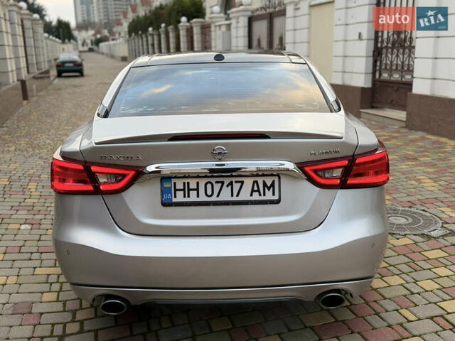 Серый Ниссан Максима, объемом двигателя 3.5 л и пробегом 120 тыс. км за 12900 $, фото 7 на Automoto.ua