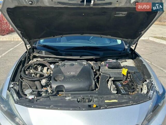 Серый Ниссан Максима, объемом двигателя 3.5 л и пробегом 149 тыс. км за 13700 $, фото 7 на Automoto.ua