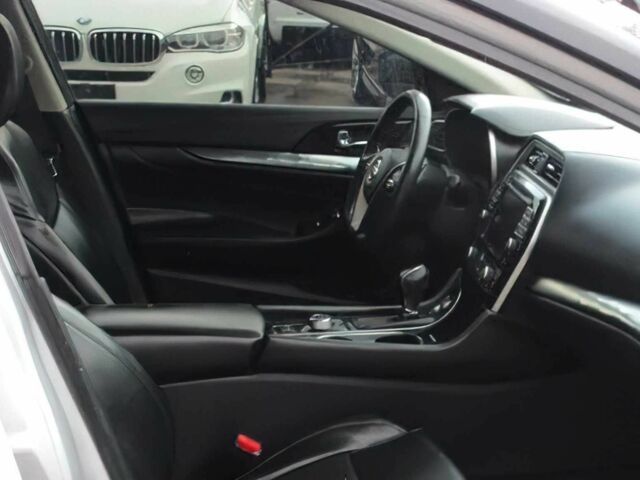 Серый Ниссан Максима, объемом двигателя 3.5 л и пробегом 47 тыс. км за 11000 $, фото 10 на Automoto.ua