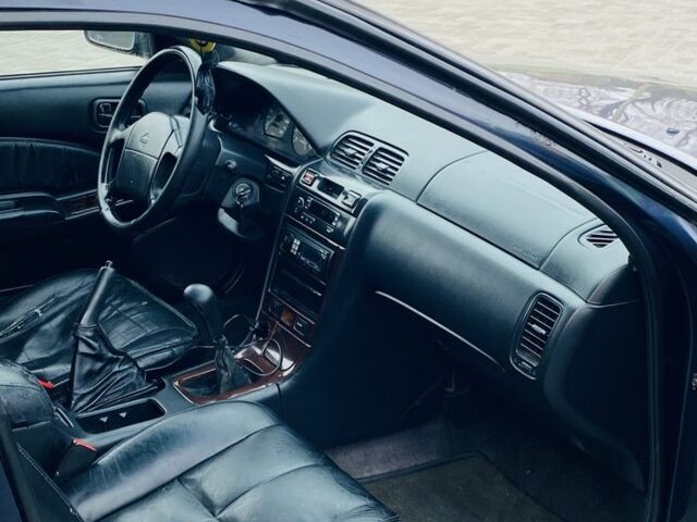 Синий Ниссан Максима, объемом двигателя 2 л и пробегом 170 тыс. км за 1400 $, фото 8 на Automoto.ua