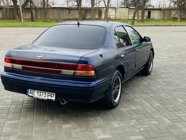 Синий Ниссан Максима, объемом двигателя 2 л и пробегом 170 тыс. км за 1400 $, фото 6 на Automoto.ua