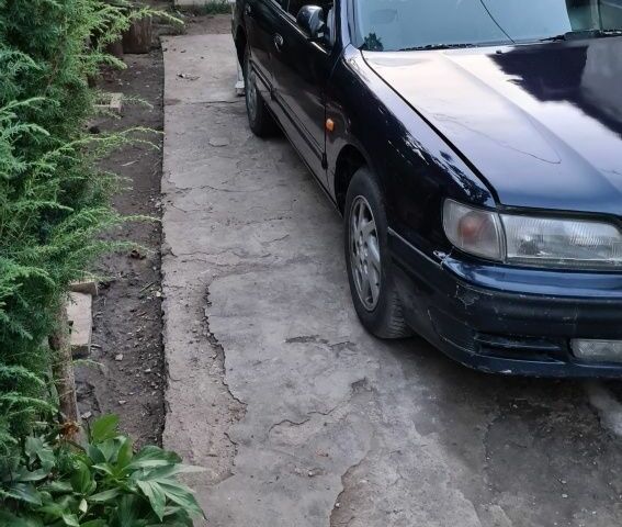 Ниссан Максима 1995 в Одессе на Automoto.ua Синий Ниссан Максима, объемом двигателя 2 л и пробегом 150 тыс. км за 2450 $, фото 1 на Automoto.ua
