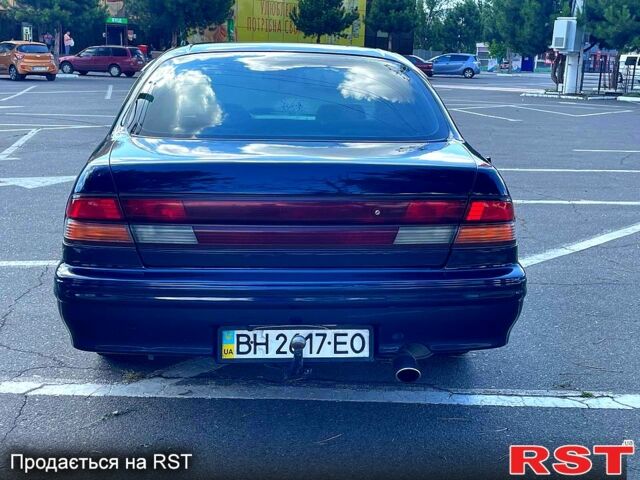 Синій Ніссан Максіма, об'ємом двигуна 2 л та пробігом 222 тис. км за 2999 $, фото 5 на Automoto.ua