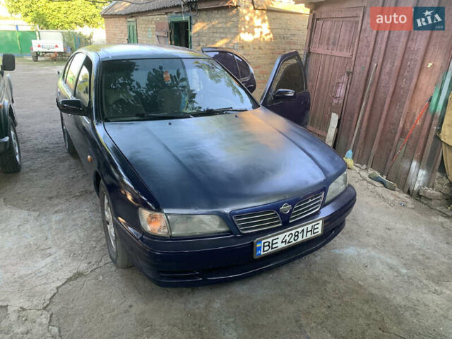 Синий Ниссан Максима, объемом двигателя 2 л и пробегом 302 тыс. км за 2300 $, фото 9 на Automoto.ua