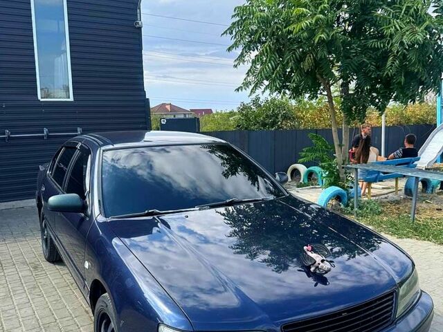 Синий Ниссан Максима, объемом двигателя 3 л и пробегом 0 тыс. км за 2900 $, фото 1 на Automoto.ua