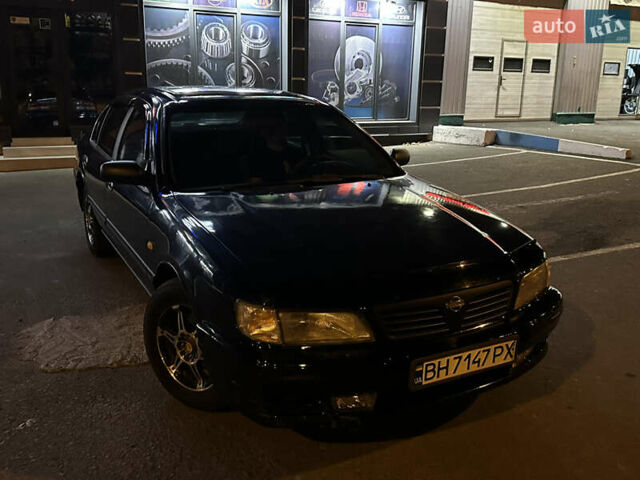 Синий Ниссан Максима, объемом двигателя 3 л и пробегом 180 тыс. км за 2700 $, фото 14 на Automoto.ua