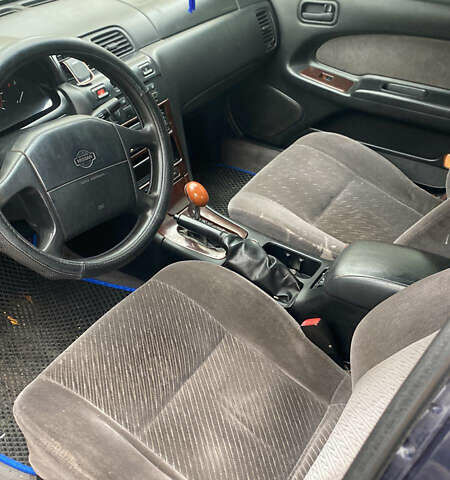 Синій Ніссан Максіма, об'ємом двигуна 2.99 л та пробігом 300 тис. км за 2350 $, фото 8 на Automoto.ua