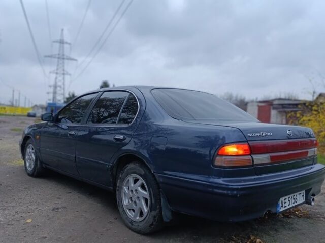 Синий Ниссан Максима, объемом двигателя 3 л и пробегом 359 тыс. км за 2300 $, фото 4 на Automoto.ua