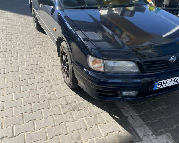 Синій Ніссан Максіма, об'ємом двигуна 2.99 л та пробігом 300 тис. км за 2350 $, фото 1 на Automoto.ua
