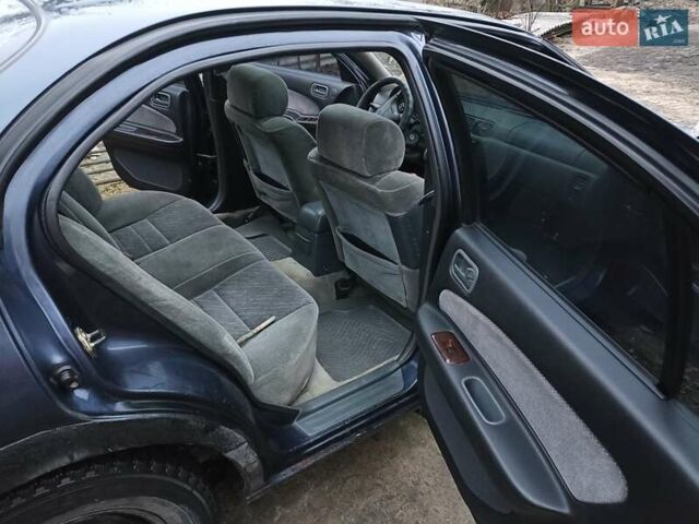 Синий Ниссан Максима, объемом двигателя 2.99 л и пробегом 500 тыс. км за 1300 $, фото 9 на Automoto.ua