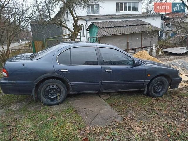 Синий Ниссан Максима, объемом двигателя 2.99 л и пробегом 500 тыс. км за 1300 $, фото 3 на Automoto.ua
