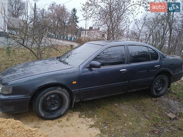 Синий Ниссан Максима, объемом двигателя 2.99 л и пробегом 500 тыс. км за 1300 $, фото 6 на Automoto.ua