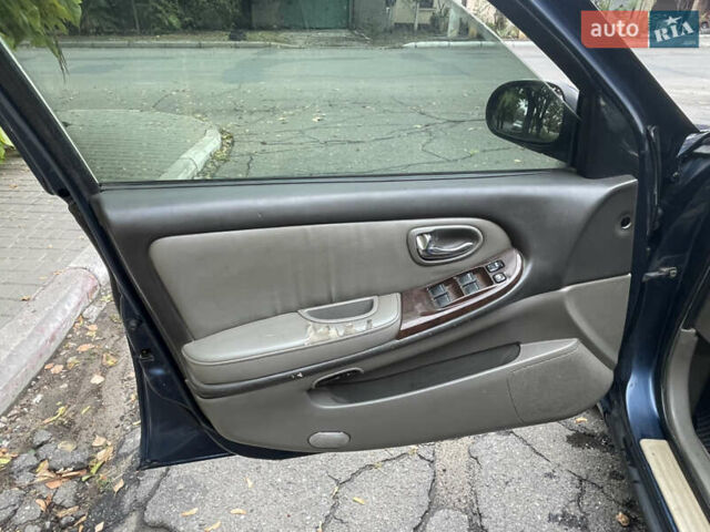 Синий Ниссан Максима, объемом двигателя 2.99 л и пробегом 450 тыс. км за 2700 $, фото 12 на Automoto.ua