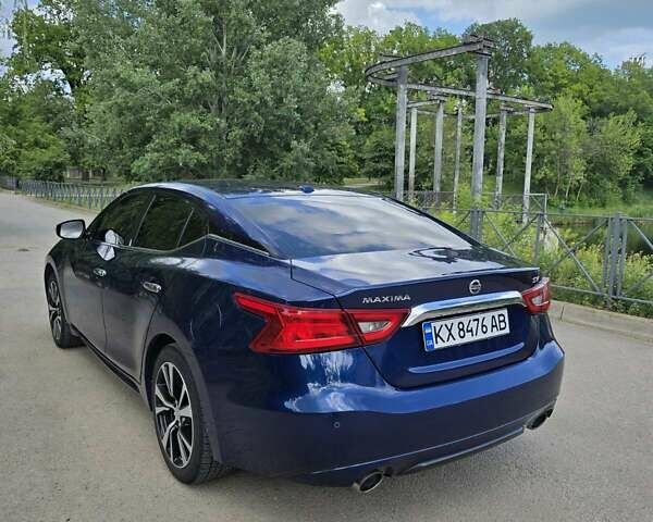 Синий Ниссан Максима, объемом двигателя 3.5 л и пробегом 215 тыс. км за 15700 $, фото 5 на Automoto.ua