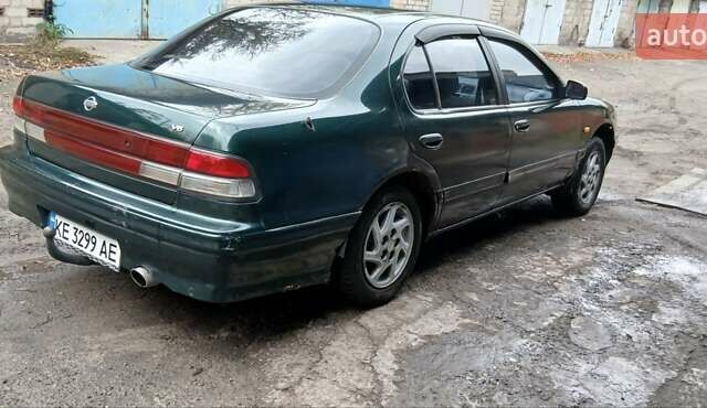 Ниссан Максима 1995 в Кривом Роге на Automoto.ua Зеленый Ниссан Максима, объемом двигателя 2 л и пробегом 500 тыс. км за 1500 $, фото 2 на Automoto.ua