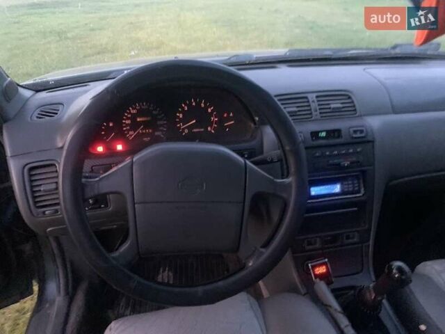 Ніссан Максіма 1995 у Дубровице на Automoto.ua Зелений Ніссан Максіма, об'ємом двигуна 2 л та пробігом 340 тис. км за 2350 $, фото 6 на Automoto.ua
