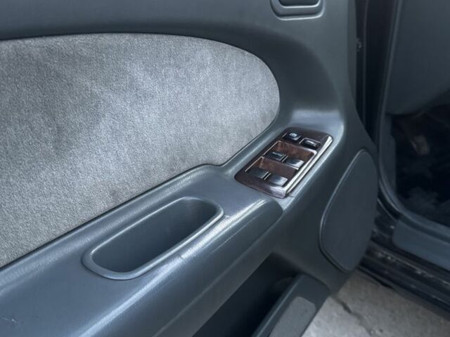 Зеленый Ниссан Максима, объемом двигателя 2 л и пробегом 224 тыс. км за 1950 $, фото 15 на Automoto.ua