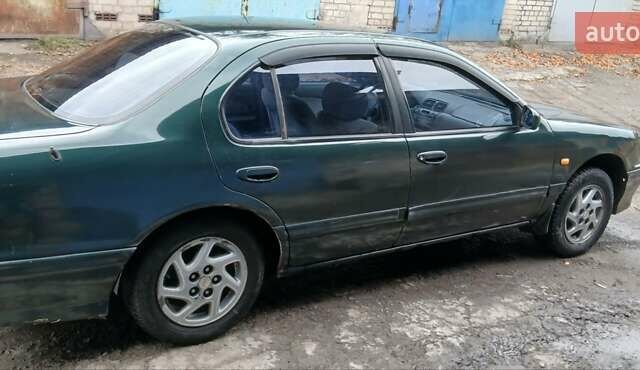 Ниссан Максима 1995 в Кривом Роге на Automoto.ua Зеленый Ниссан Максима, объемом двигателя 2 л и пробегом 500 тыс. км за 1500 $, фото 6 на Automoto.ua