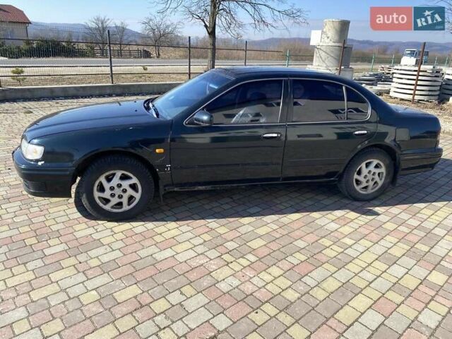 Зеленый Ниссан Максима, объемом двигателя 2 л и пробегом 300 тыс. км за 2700 $, фото 1 на Automoto.ua