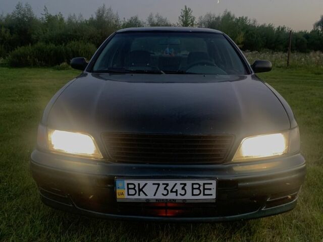 Ниссан Максима 1995 в Дубровице на Automoto.ua Зеленый Ниссан Максима, объемом двигателя 2 л и пробегом 340 тыс. км за 2350 $, фото 5 на Automoto.ua
