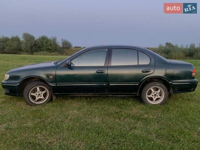 Ніссан Максіма 1995 у Дубровице на Automoto.ua Зелений Ніссан Максіма, об'ємом двигуна 2 л та пробігом 340 тис. км за 2350 $, фото 3 на Automoto.ua