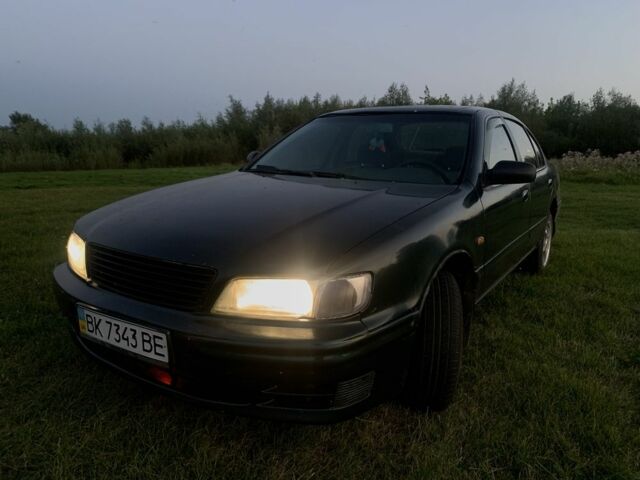 Ниссан Максима 1995 в Дубровице на Automoto.ua Зеленый Ниссан Максима, объемом двигателя 2 л и пробегом 340 тыс. км за 2350 $, фото 6 на Automoto.ua