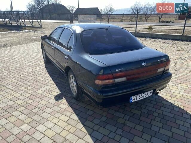 Зеленый Ниссан Максима, объемом двигателя 2 л и пробегом 300 тыс. км за 2700 $, фото 7 на Automoto.ua