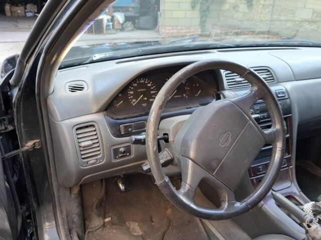 Зелений Ніссан Максіма, об'ємом двигуна 2 л та пробігом 290 тис. км за 1024 $, фото 10 на Automoto.ua