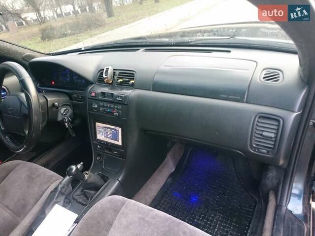 Зелений Ніссан Максіма, об'ємом двигуна 2 л та пробігом 390 тис. км за 3400 $, фото 2 на Automoto.ua