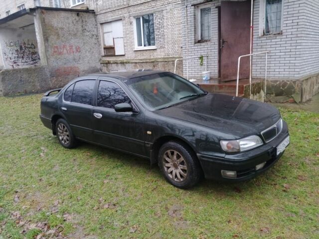 Зелений Ніссан Максіма, об'ємом двигуна 3 л та пробігом 370 тис. км за 2500 $, фото 1 на Automoto.ua